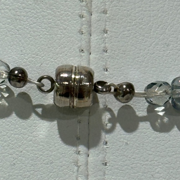 Vtg Necklaces Set Glass Lilac Pebbled And Glass Sea Blue Natural Crystal Quartz - Picture 12 of 12